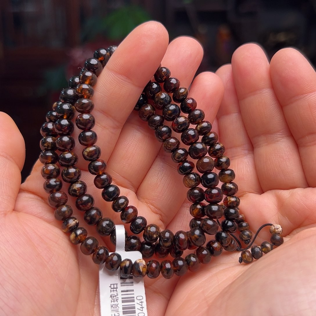 琥珀裸石未镶嵌抚顺琥珀30440。6m m