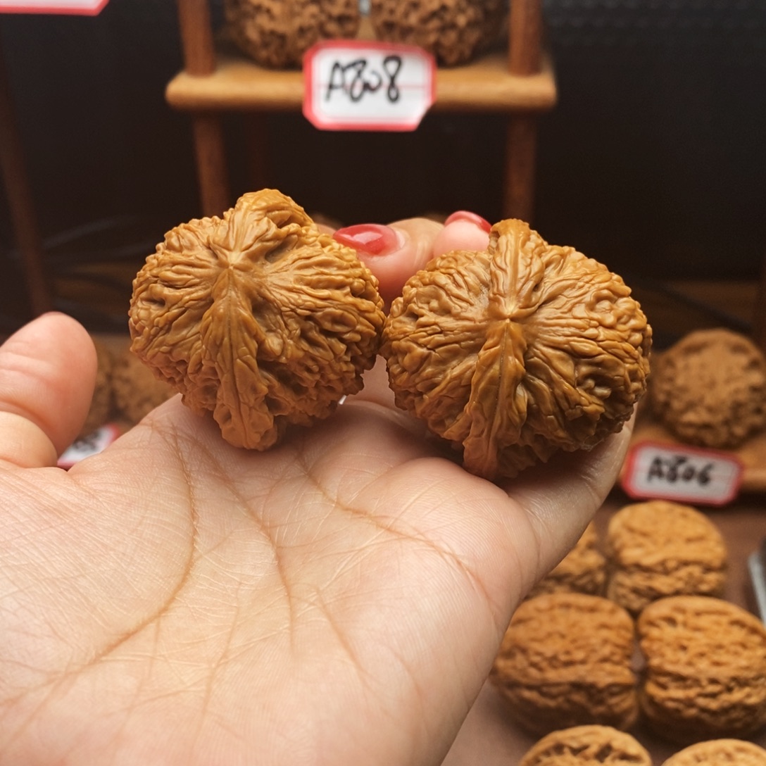 文玩核桃吊坠南疆1