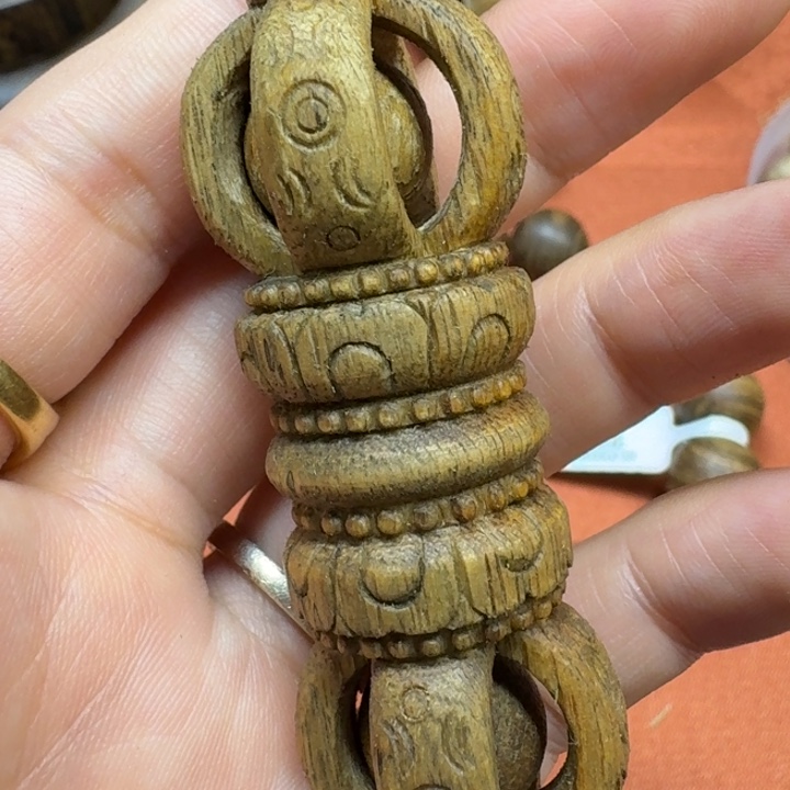 大叶紫檀（黑酸枝木类）