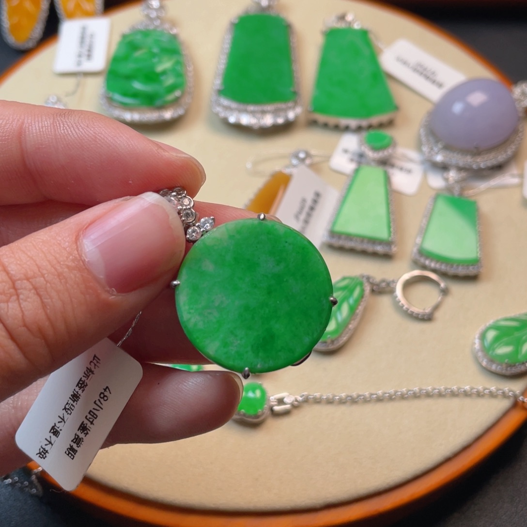 翡翠吊坠(不含链)银S925镶嵌