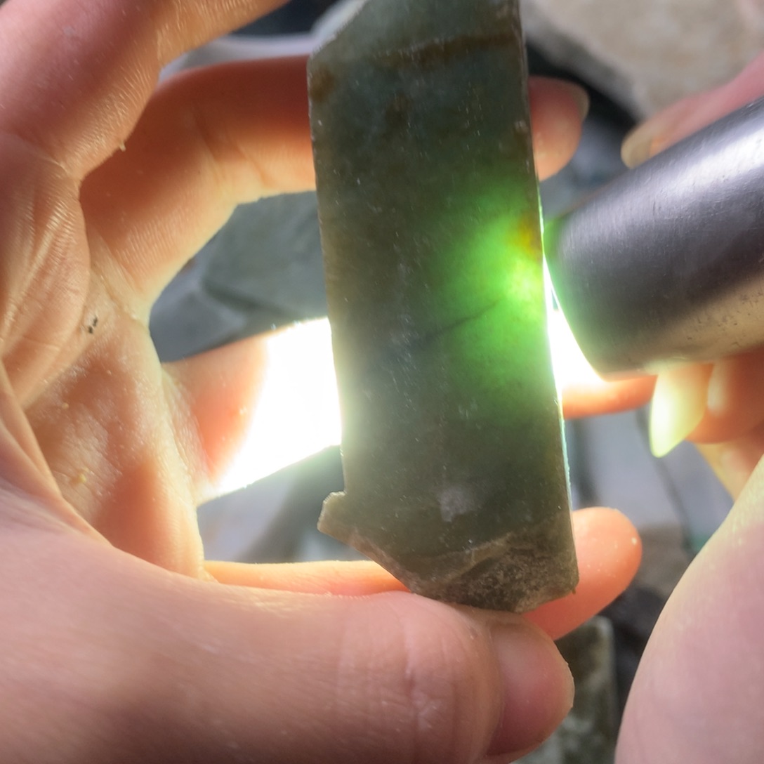 翡翠颈饰未镶嵌缅甸翡翠