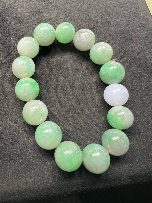缅甸天然A货翡翠手串