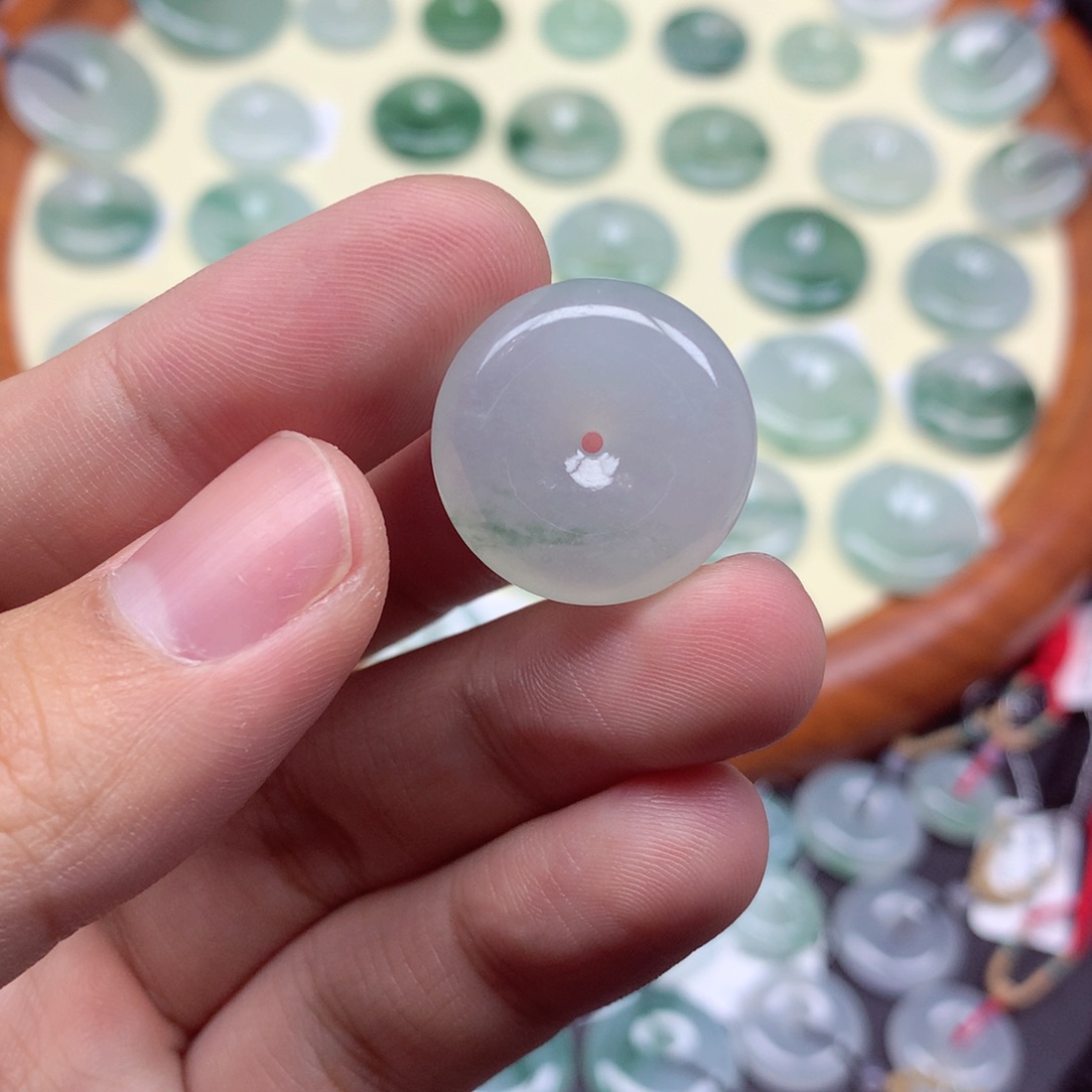 翡翠未镶嵌颈饰吊坠21/6.2mm