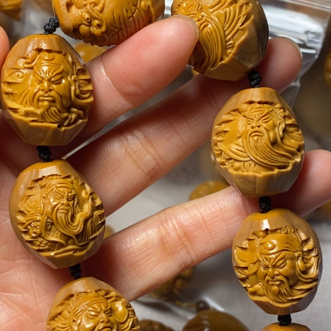 橄榄核手串/手链包衣关公