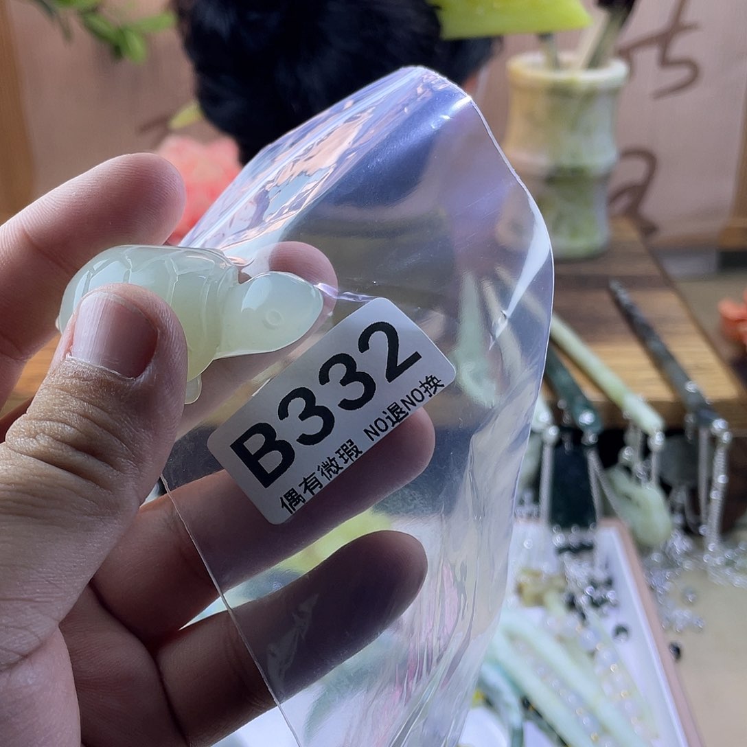 蛇纹石玉发饰未镶嵌张***子