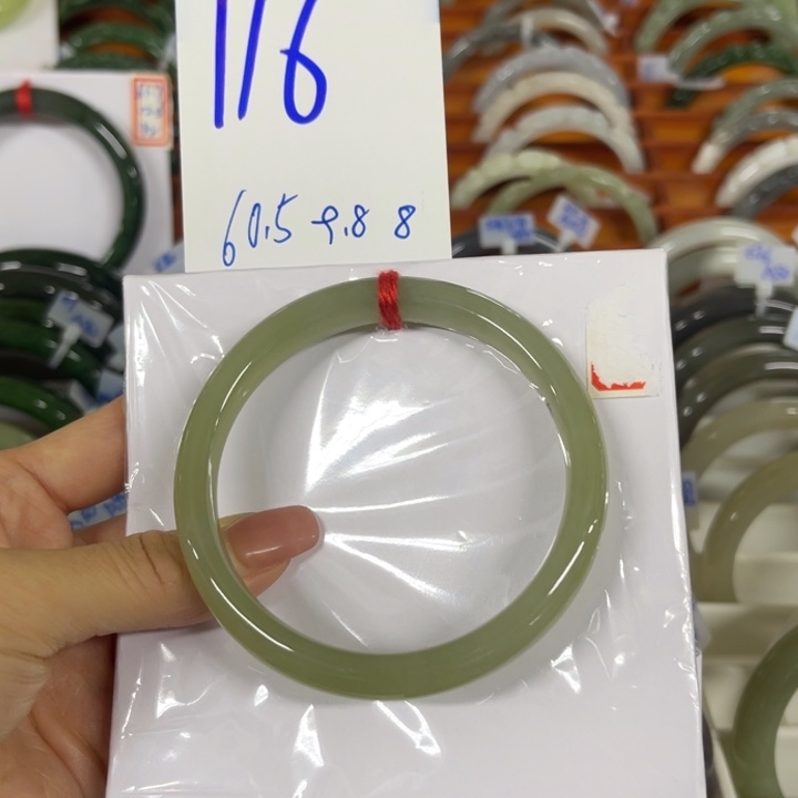 @***@和田玉未镶嵌手镯