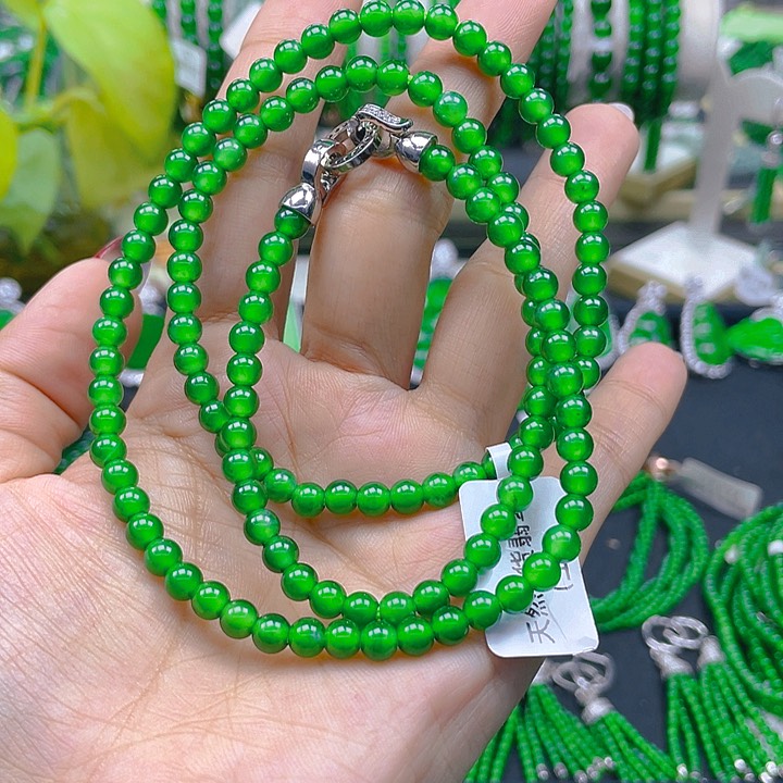 翡翠颈饰未镶嵌黄阳绿卡5项链