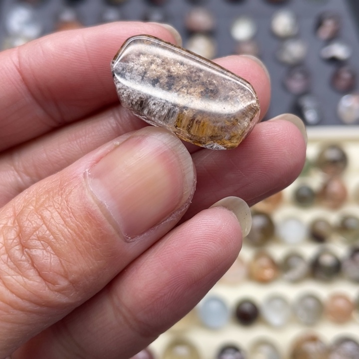 纯天然幽灵碧玺（处理）