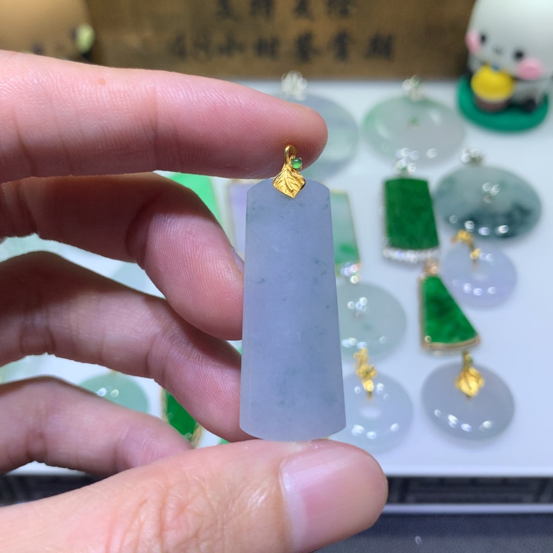 翡翠18K金镶嵌吊坠(不含链)