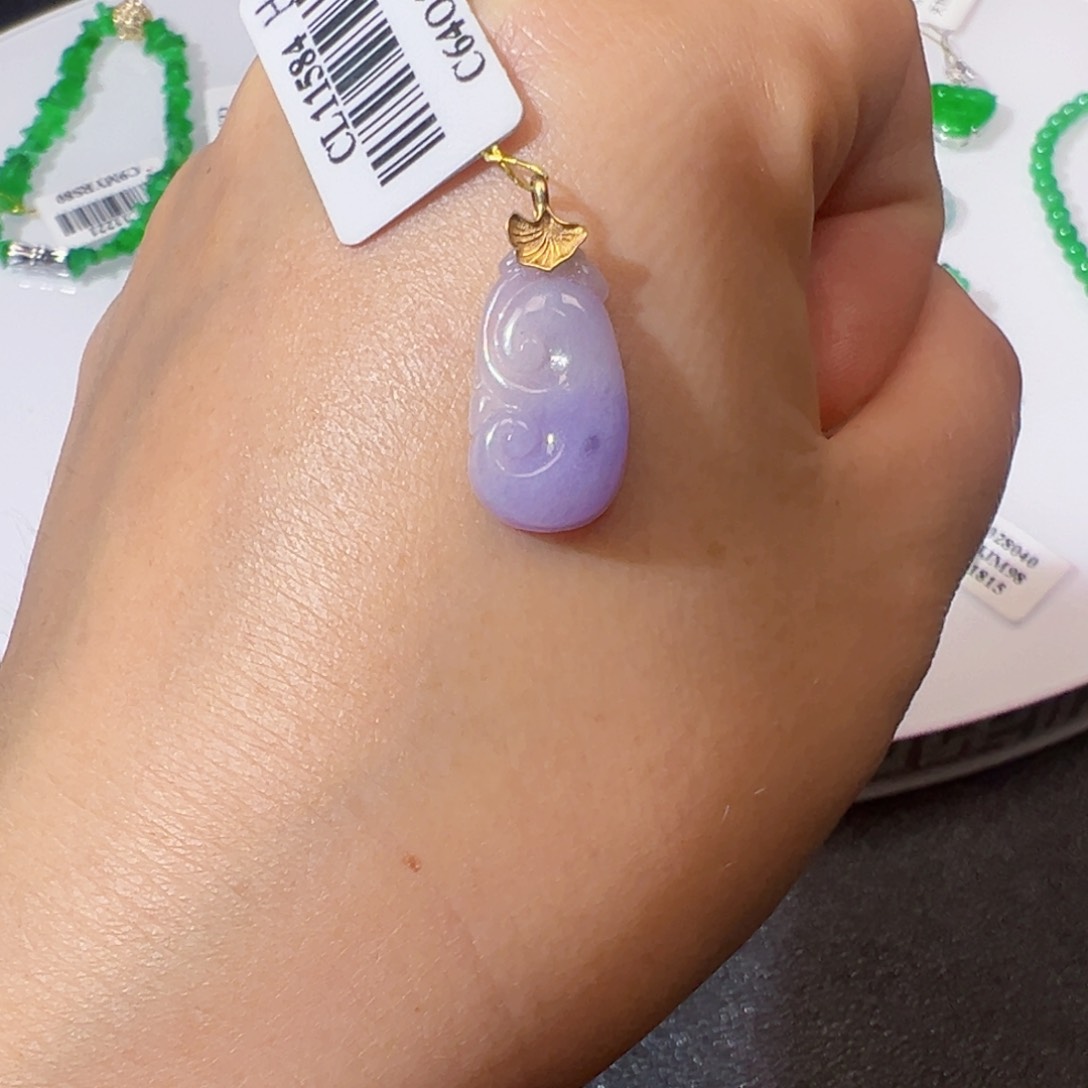 翡翠18K金镶嵌颈饰翡翠