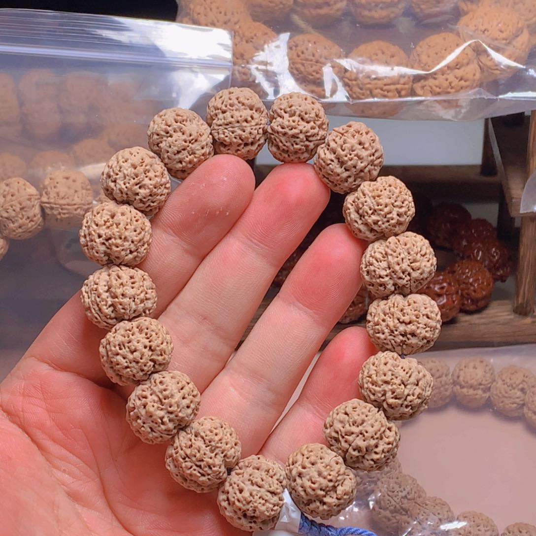 金刚菩提手串十**一18尺峰王