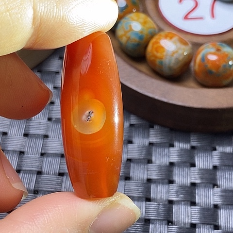未镶嵌颈饰玛瑙/玉髓徐**来