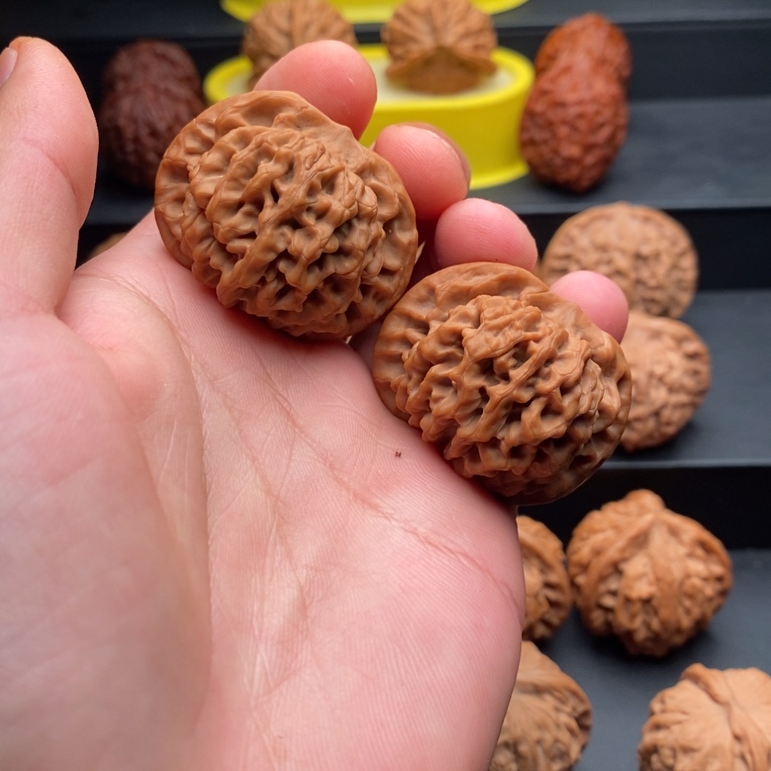 把件文玩核桃草***秦闷39