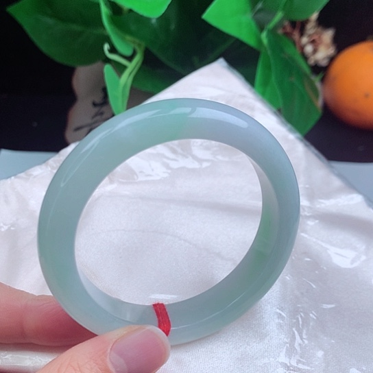 翡翠手镯未镶嵌       正圈54+