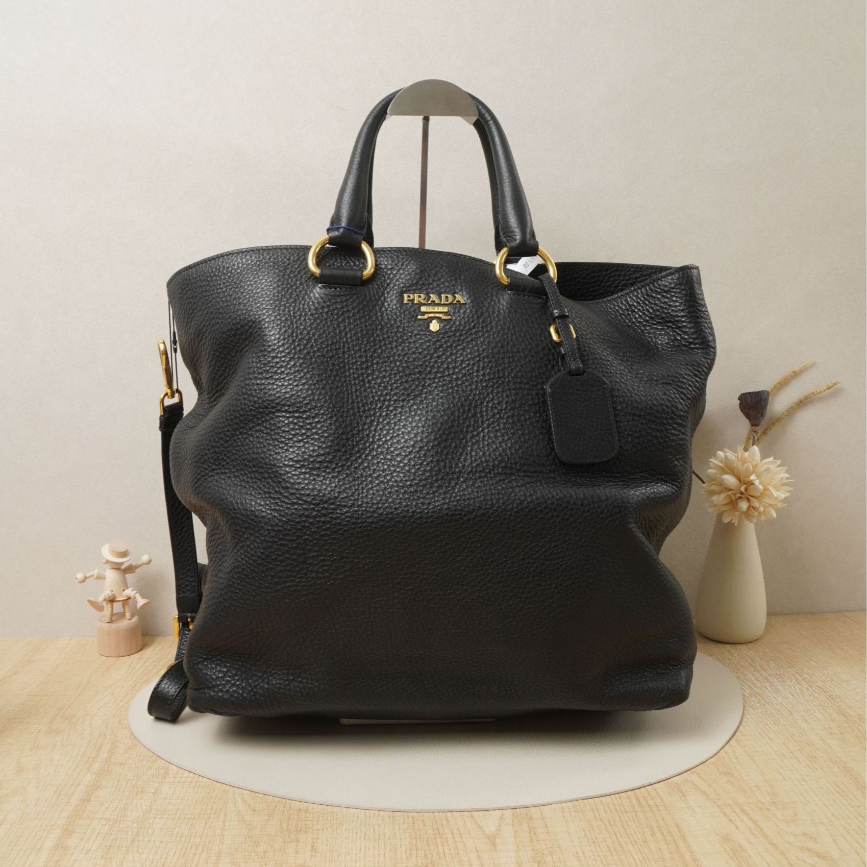 95新 Prada/普拉达 普拉达手提包托特包黑金牛皮/DS043551