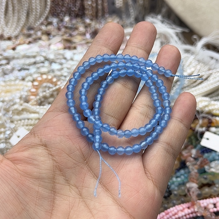 玛瑙/玉髓未镶嵌珠宝半成品一条4mm左右海蓝宝