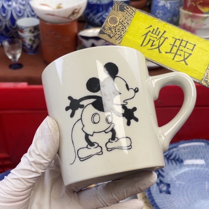 他家瓷器真美…开播了