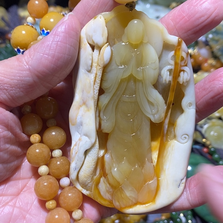 蛇纹石玉岫玉吊坠未镶嵌