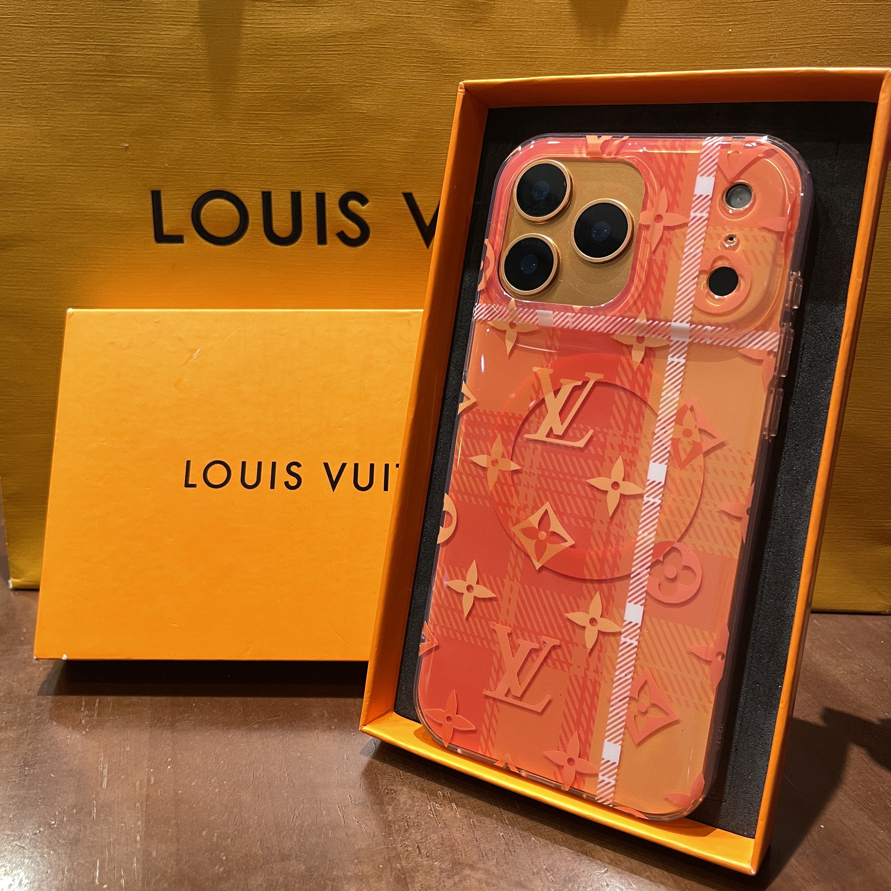 橙色苹果17promax磁吸手机壳镭射适用13高端iPhone16网红15新款14