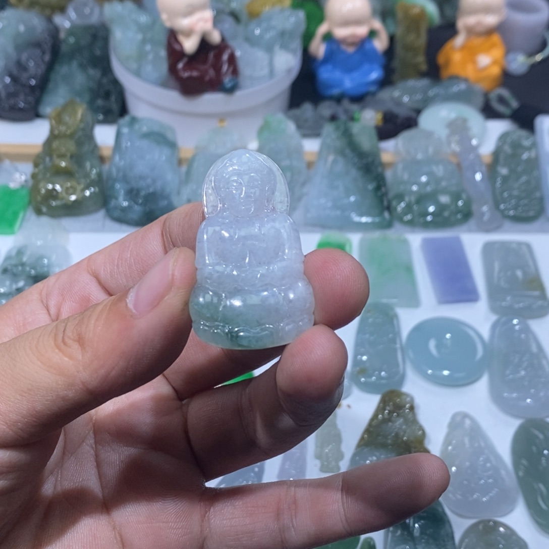 翡翠未镶嵌吊坠(不含链)观音