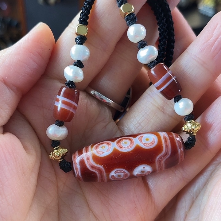 玛瑙/玉髓颈饰未镶嵌合金