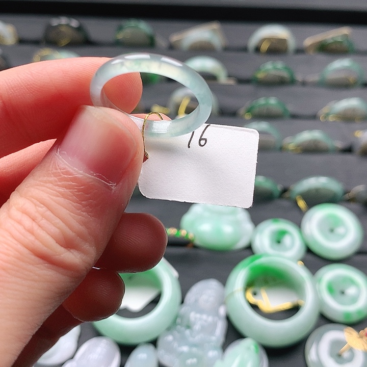 翡翠戒指未镶嵌戒指