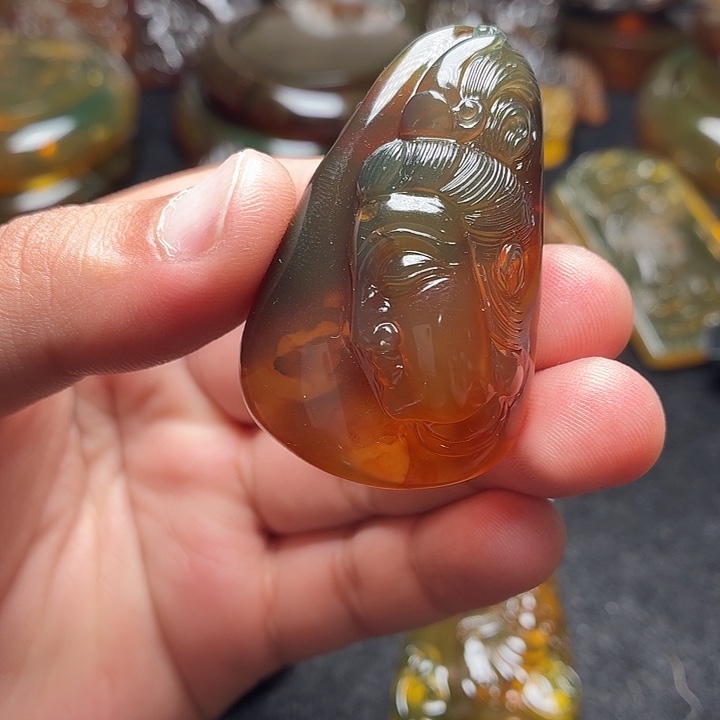 琥珀未镶嵌裸石145