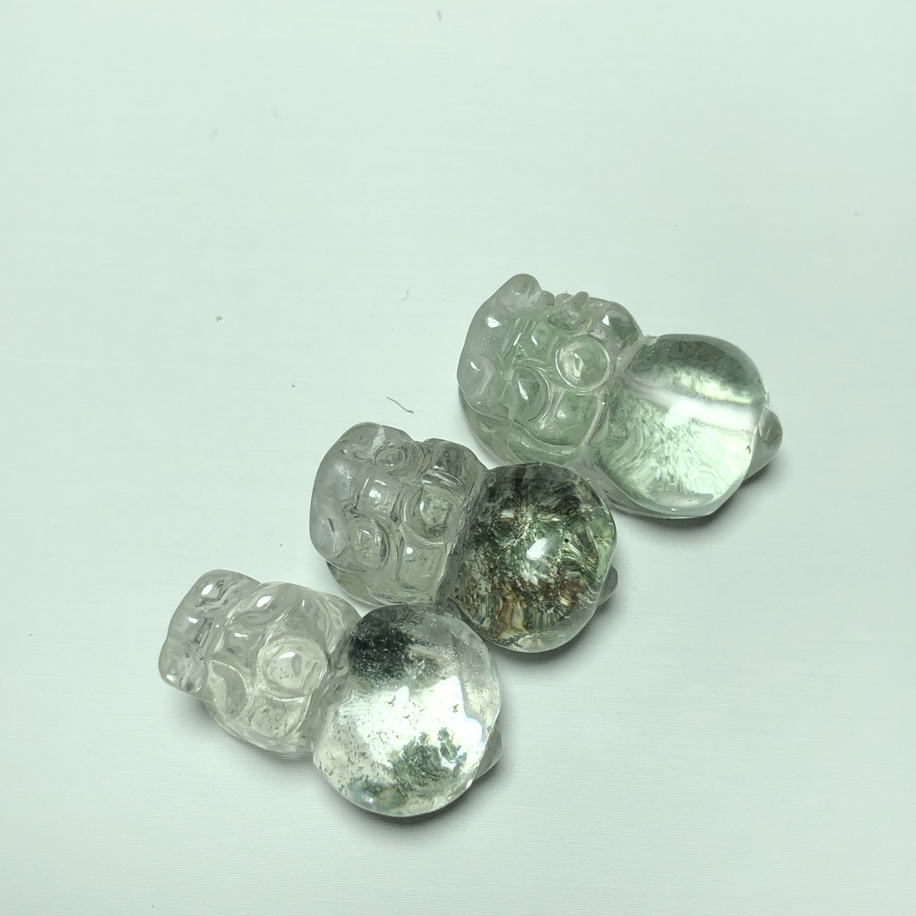 天然水晶绿幽灵貔貅雕刻件 全净体 可一物一拍 可用于DIY  代打孔