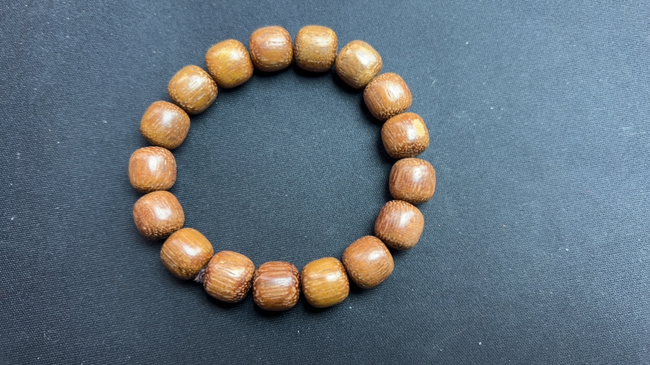 7A5福来精选芽庄糖结黄奇楠11mm