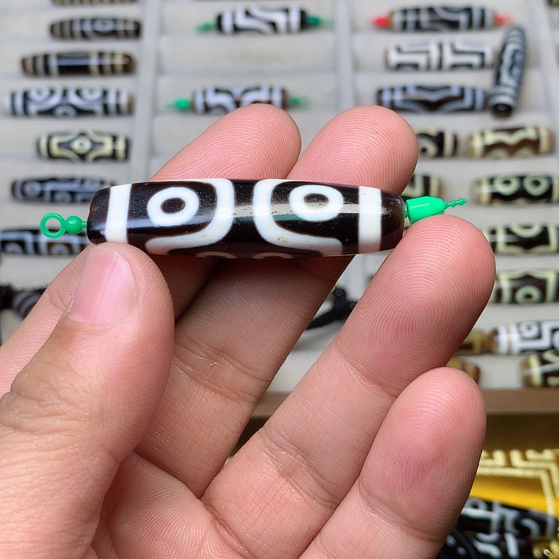 玛瑙/玉髓颈饰未镶嵌陈*震