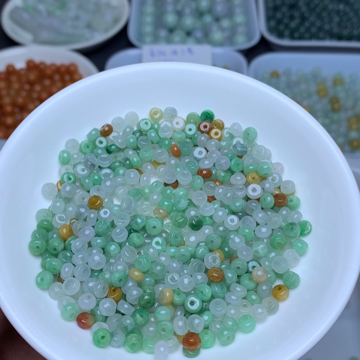 【闪购商品】未镶嵌翡翠手链卡2.8乘4.5冰三彩算盘60个