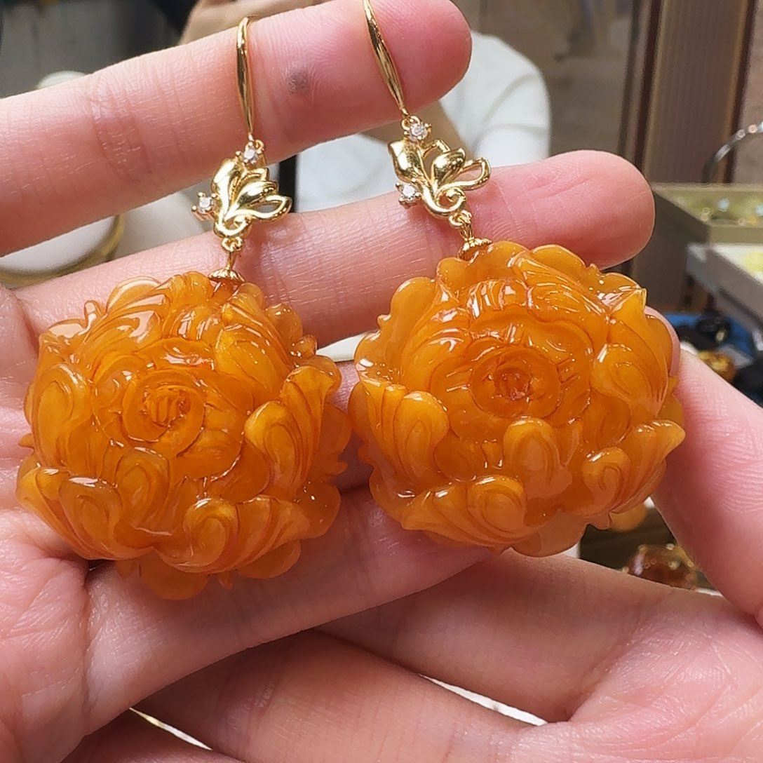 琥珀未镶嵌颈饰耳坠