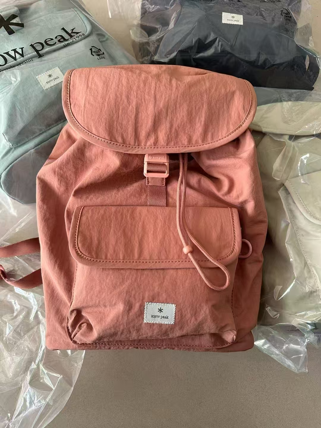 雪家小双肩便携尼龙防水