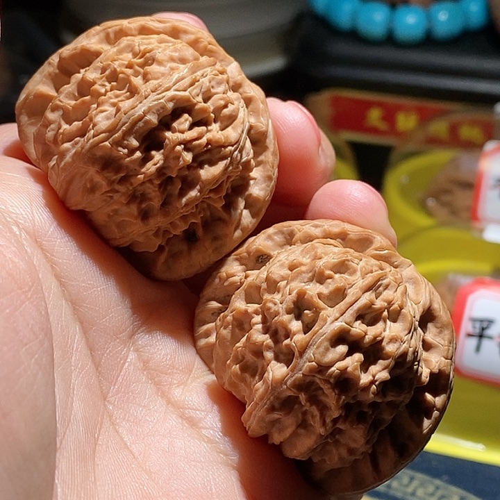 【闪购商品】吊坠文玩核桃福*门白狮子