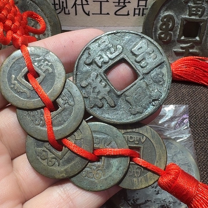 文***龙铜现代工艺品花钱