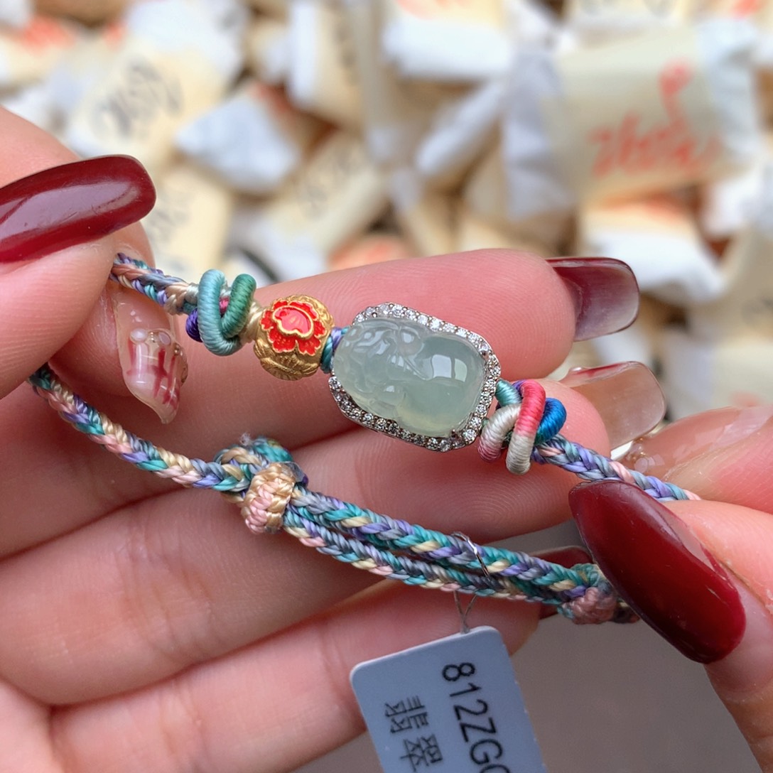 【闪购商品】翡翠手绳未镶嵌一