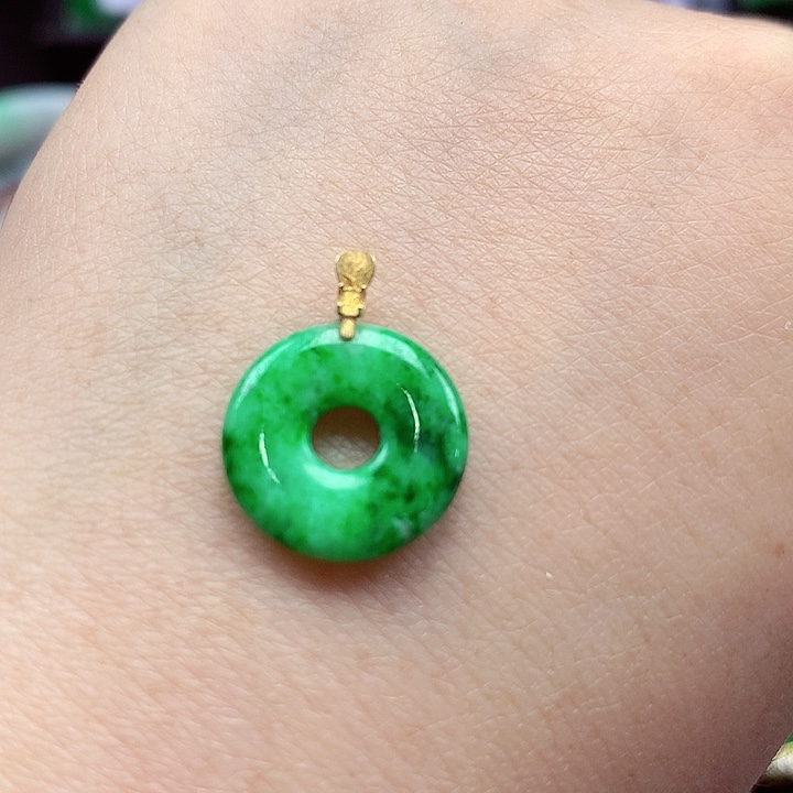 颈饰18K金镶嵌翡翠翡翠