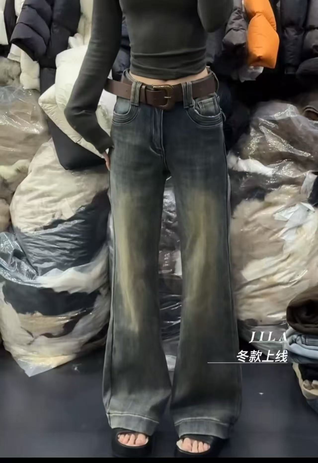 2025秋冬复古高腰加绒牛仔裤子