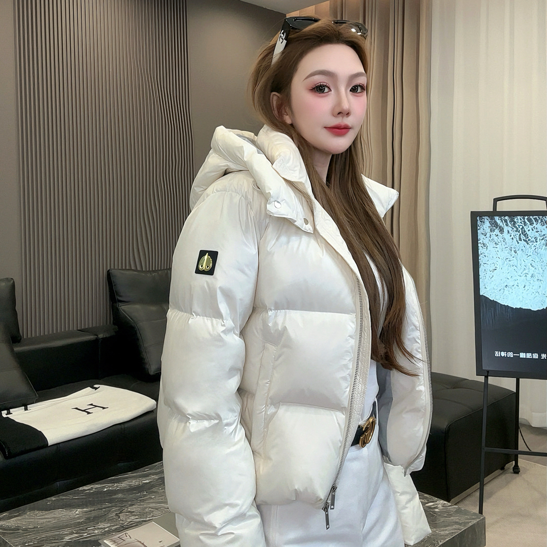 2025全面上新~剪~刀  国内首发 拼色连帽保暖短款鹅绒服YC