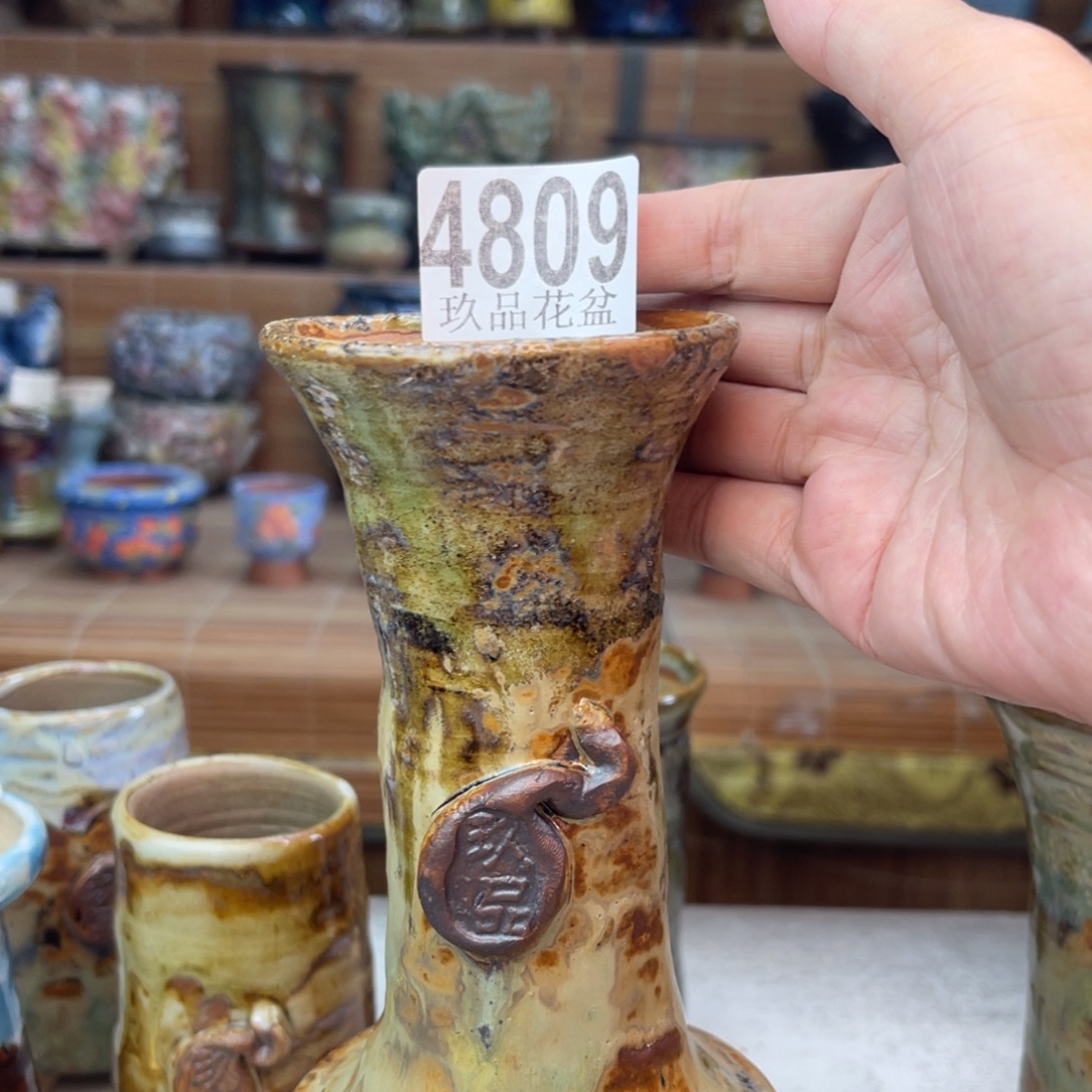 景德镇陶瓷手工花盆默认瑕疵