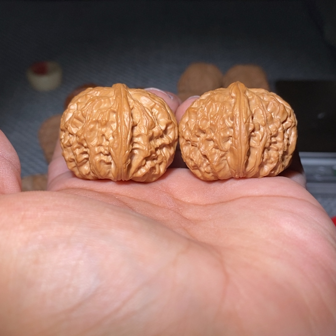 把件桃核33尺拱桥白