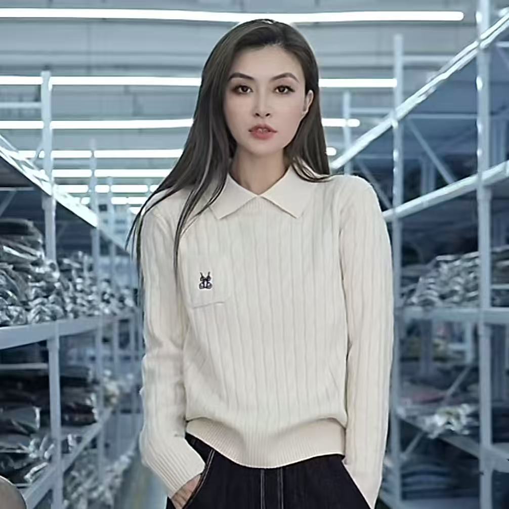 【思思精选】秋冬季时尚气质翻领纯色口袋刺绣麻花减龄针织衫A910#