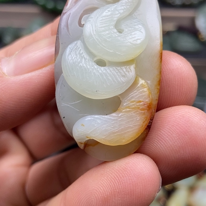和田玉颈饰未镶嵌