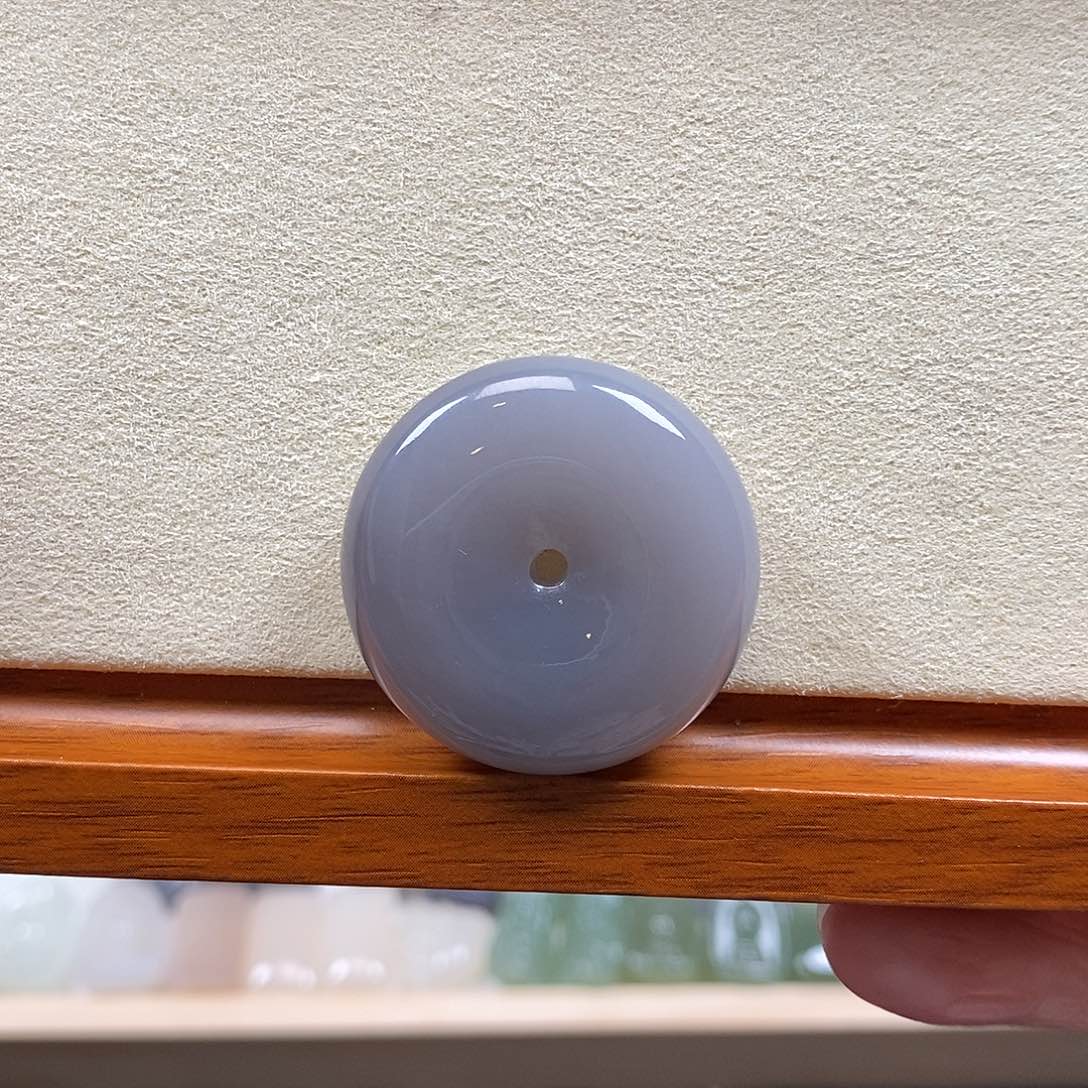 和田玉颈饰未镶嵌?****）