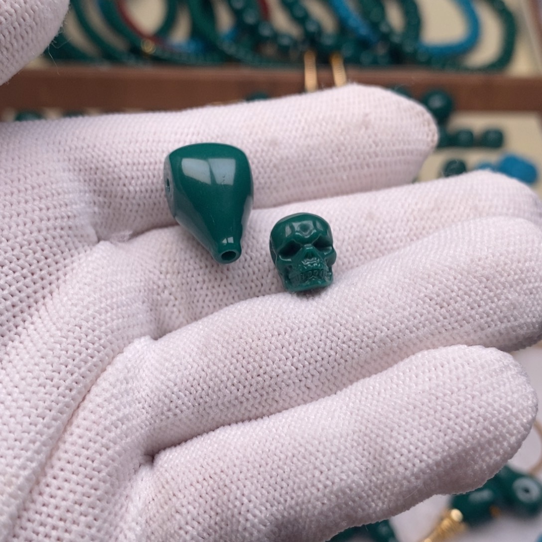 葩***荻琉璃配饰科技松平替