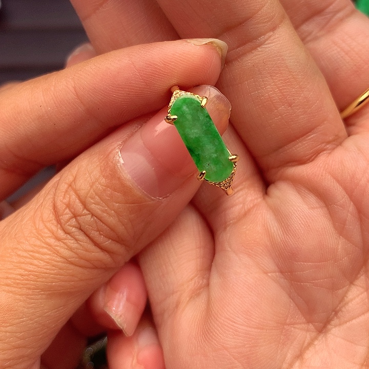 翡翠颈饰银S925镶嵌翡翠