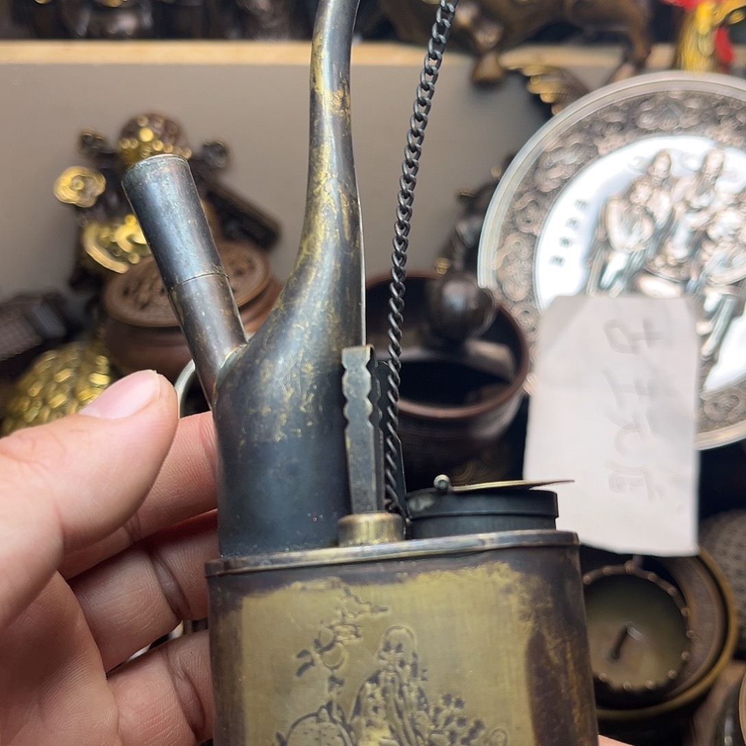 精美铜器工艺品等