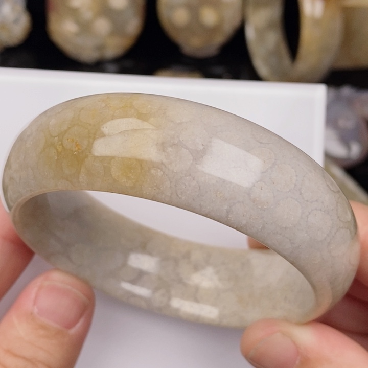 未镶嵌手镯硅化玉59.5