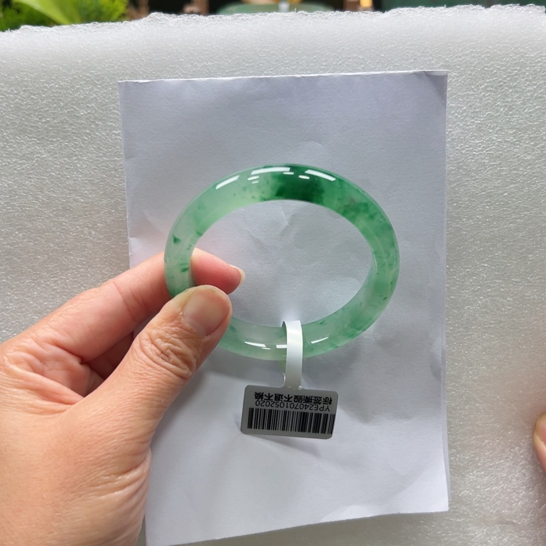 石英质玉手镯未镶嵌➕佳佳555657