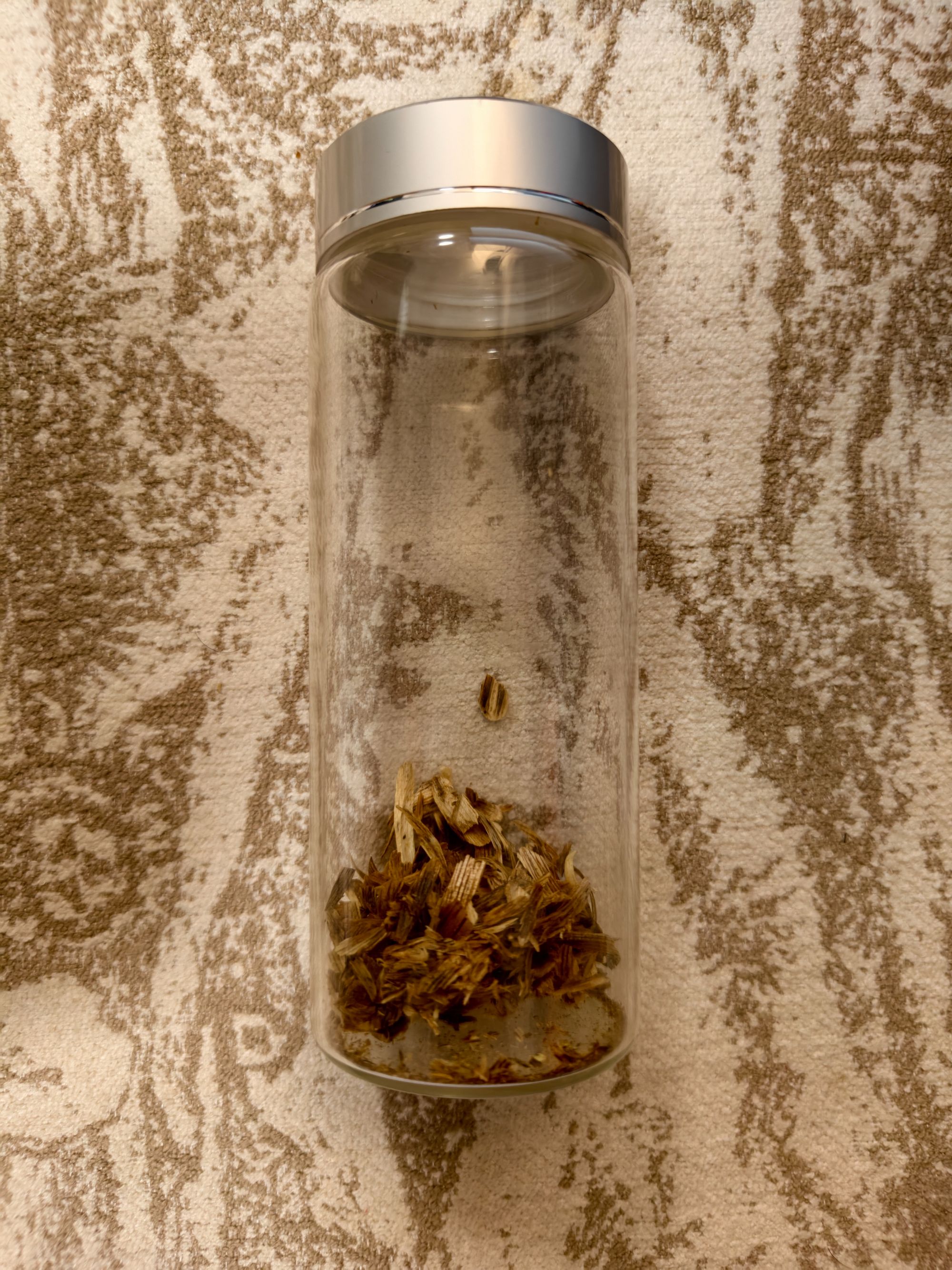 沉香《福利》1.5虫漏圆珠单圈有瑕疵介意不要拍